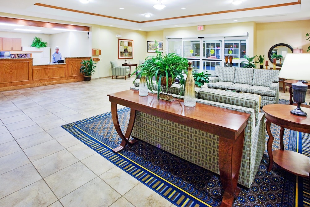 Candlewood Suites Columbus Fort Benning 46/75