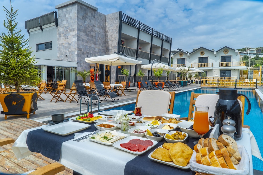Kosa Otel Çesme 35/50