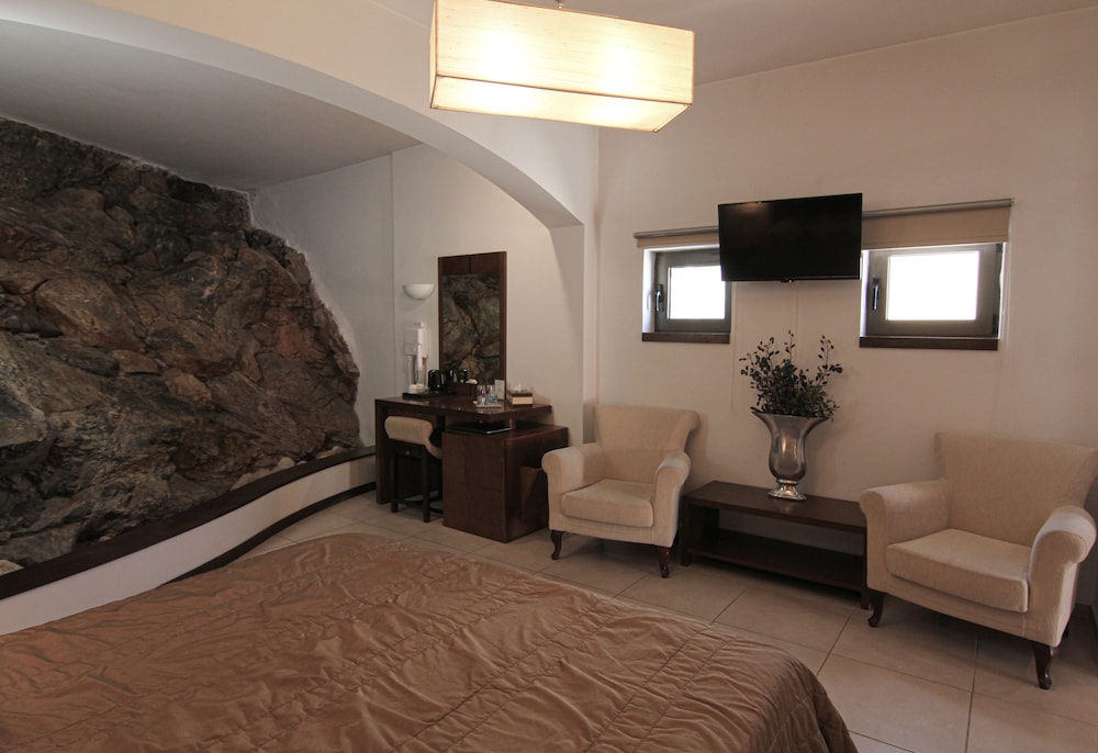 Delina Mountain Spa Resort 63/86