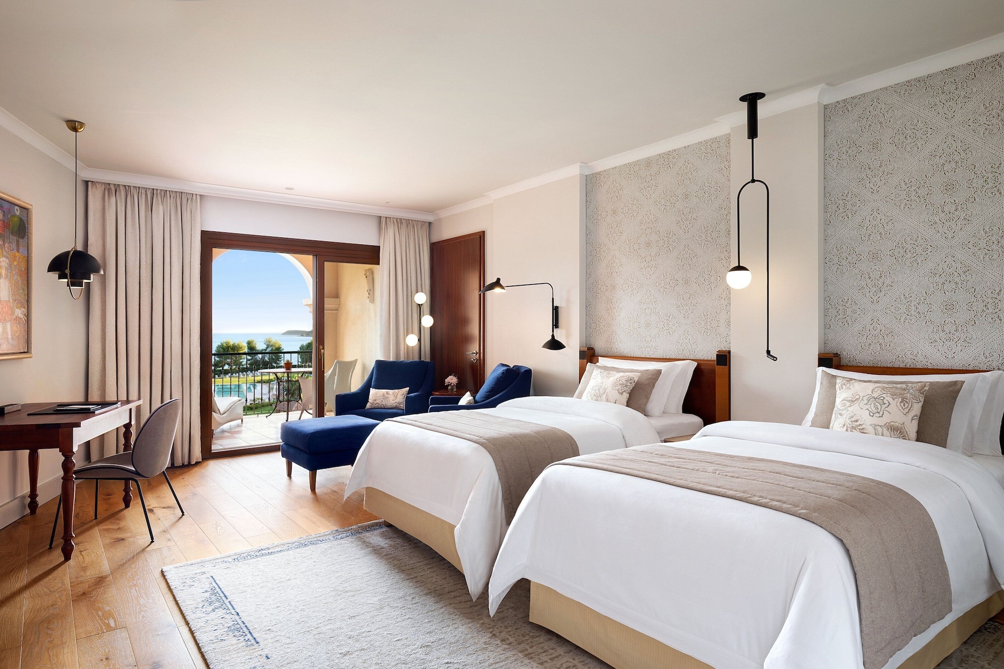غرفة ديلوكس بسريرين منفصلين بإطلالة على البحر بشرفة، St Regis Mardavall Mallorca Resort 7/10