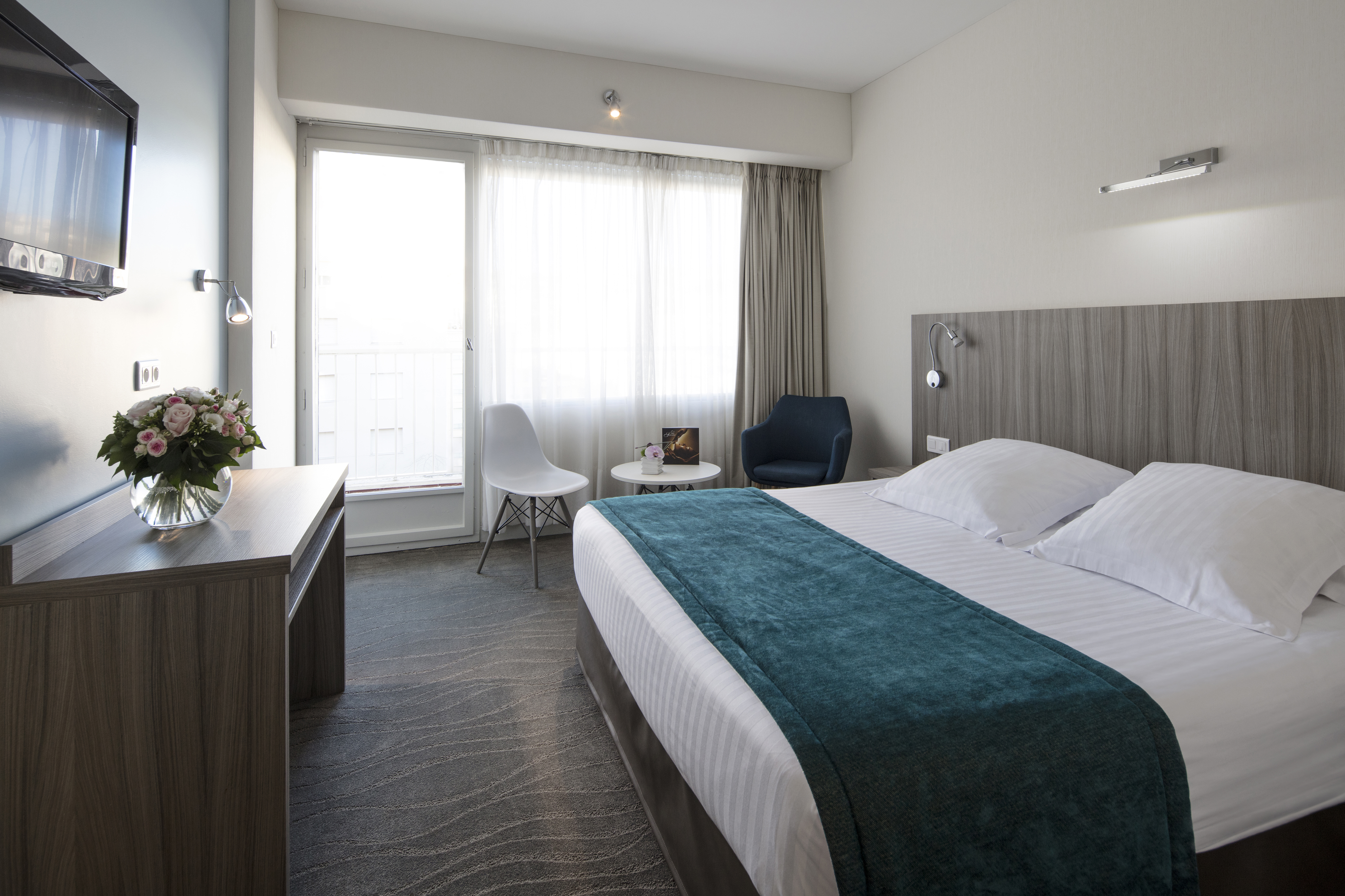 PREMIUM, TWIN BEDS