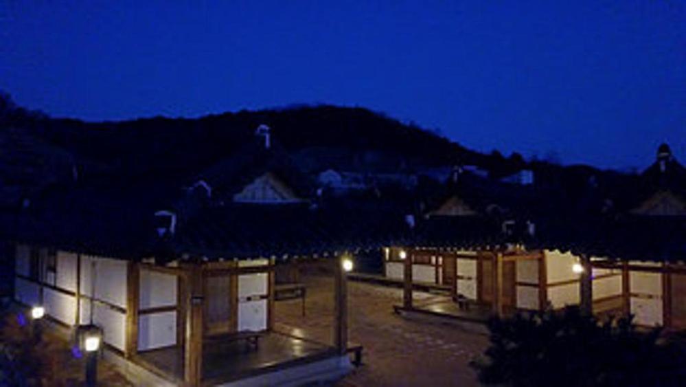 Gyeongju Hanok Pen Town Pension 4/52