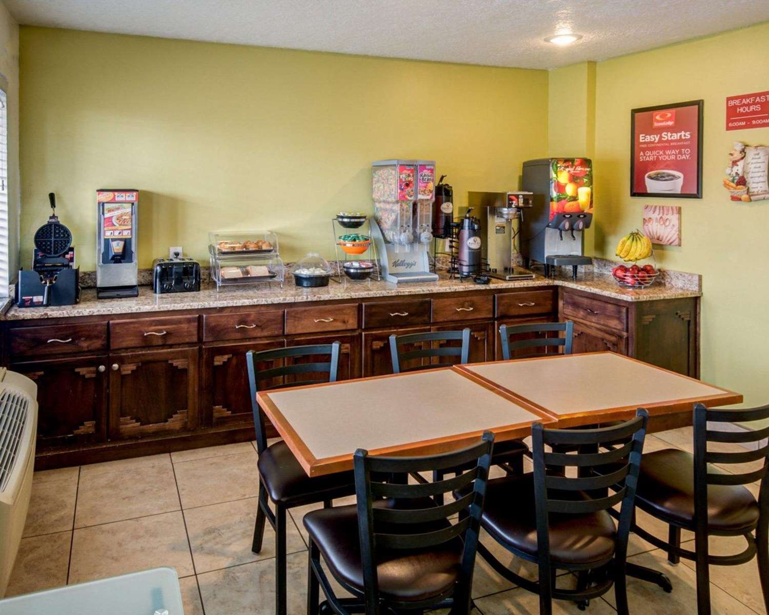 Econo Lodge Albuquerque East 12/14