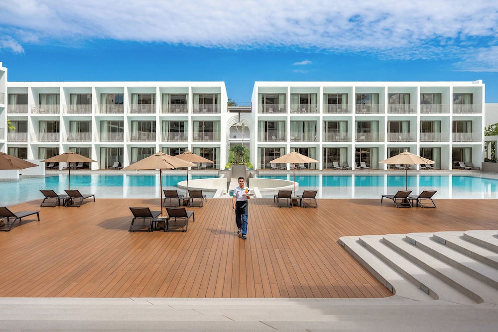 PATONG BEACH HOTEL 7/65