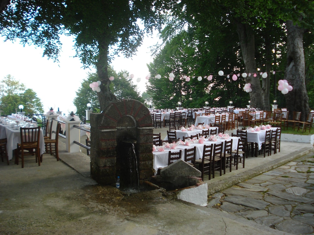 Hani Zisi Hotel 41/50