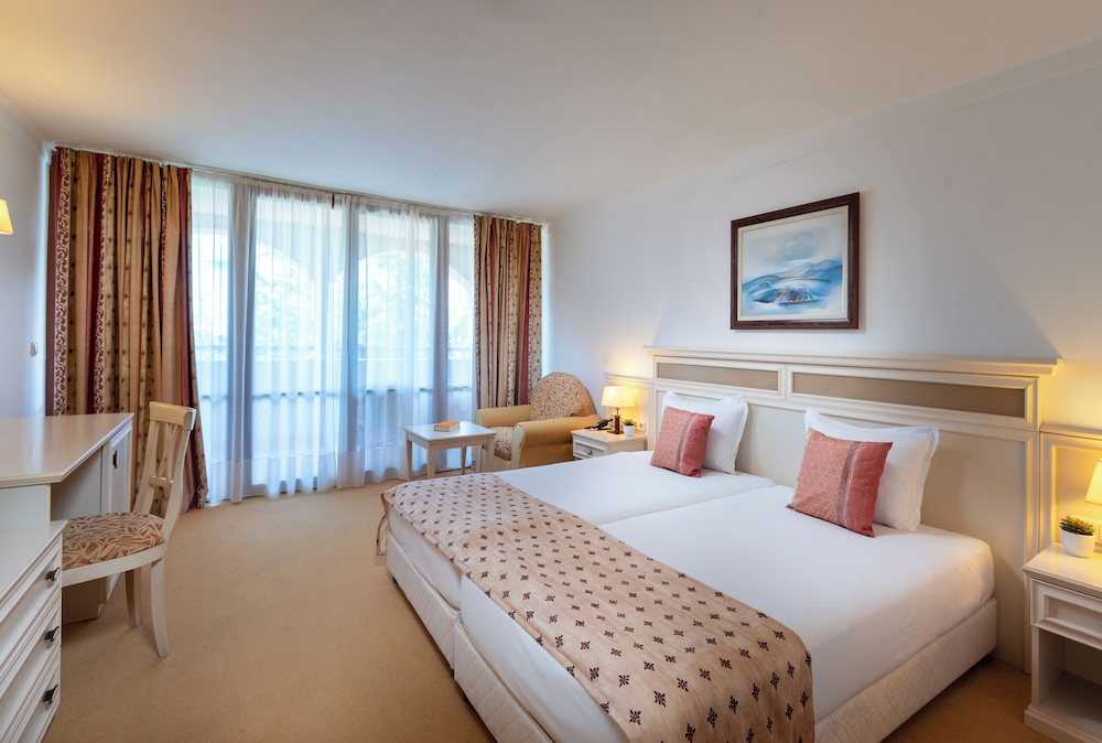 DUPLEX, SUITE, SEA VIEW