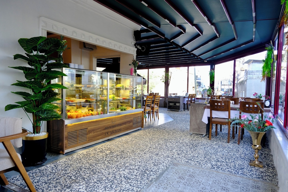 Bloomtalya Hotel 46/64