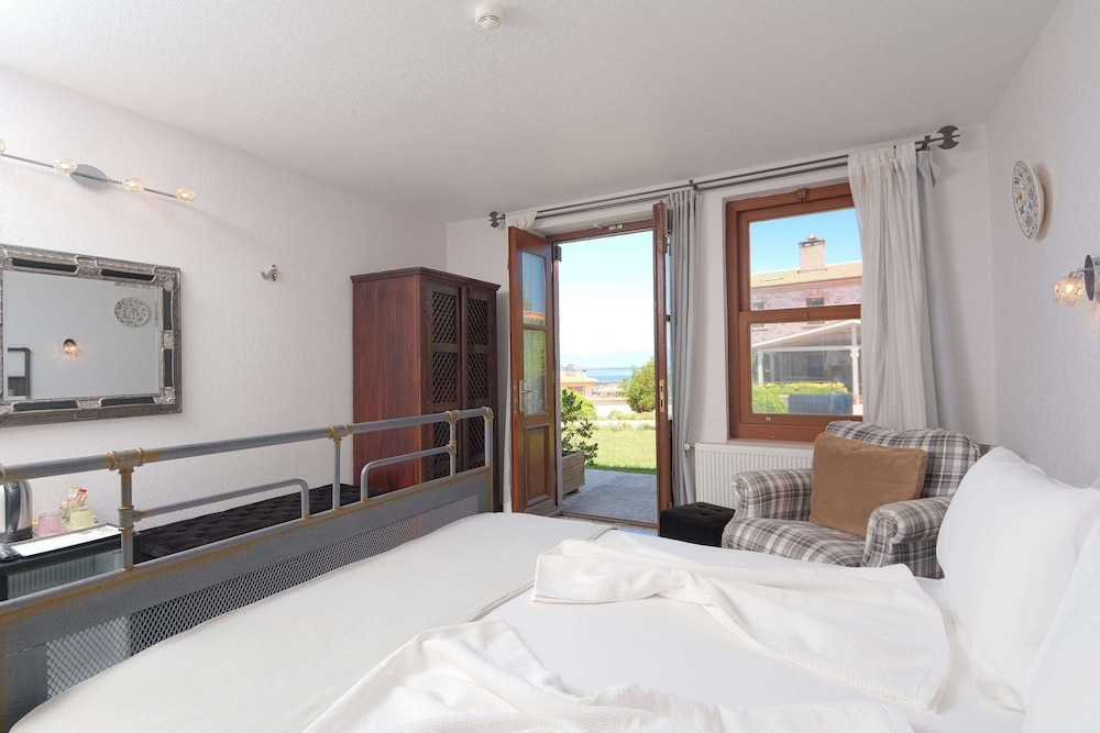 Cunda Labris Hotel 12/50