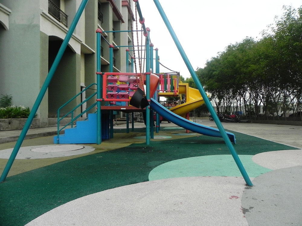 Hotel Reeva Regency 25/29