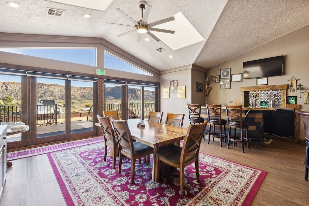 Zion Cliff Lodge 25/50