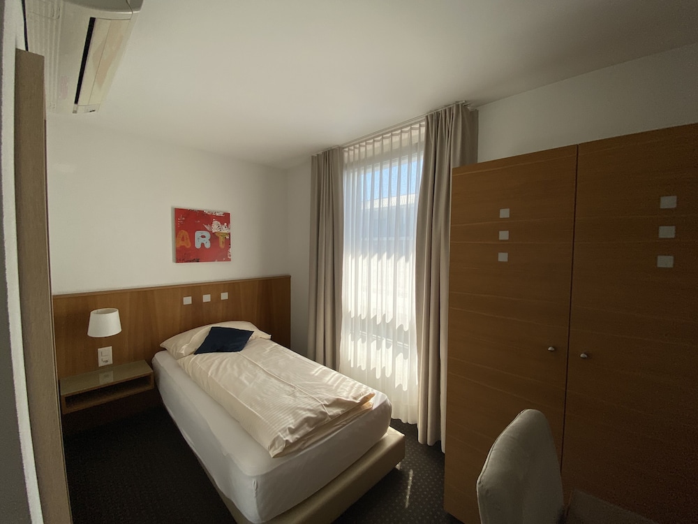 Businesshotel Lux 25/50