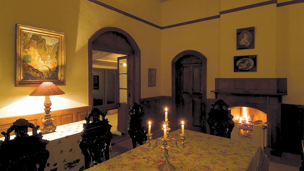 Neemrana S Wallwood Garden 28/28