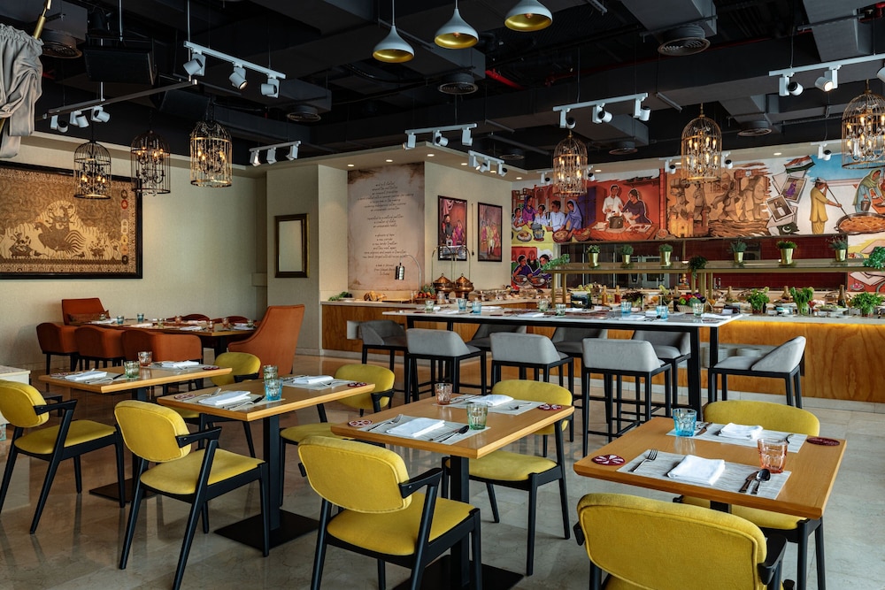 Four Points by Sheraton Production City Dubai 39/58