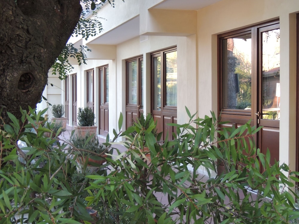 Hotel Zeus Pompei 6/50