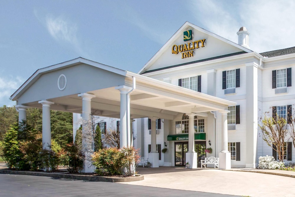 Quality Inn Greeneville - Tusculum 34/40