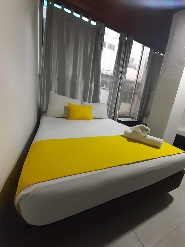 Hotel Toledo 23/36
