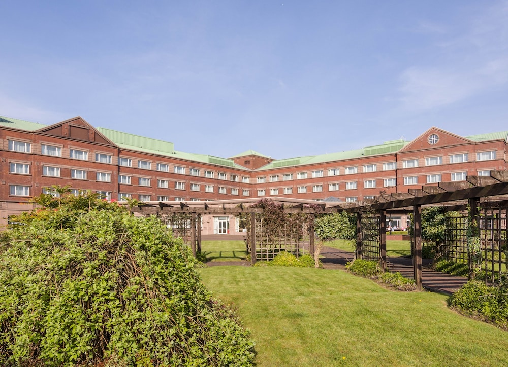The Golden Jubilee Hotel 43/50