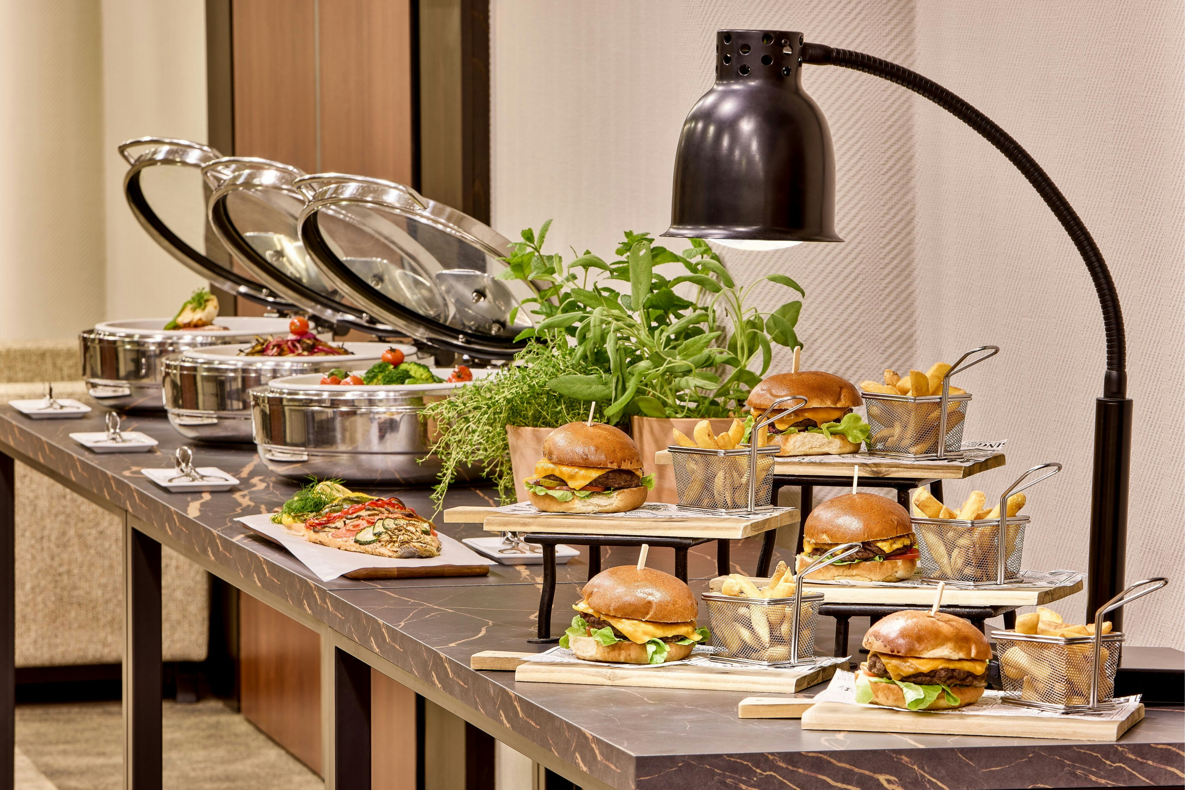 Munich Airport Marriott Hotel 28/80