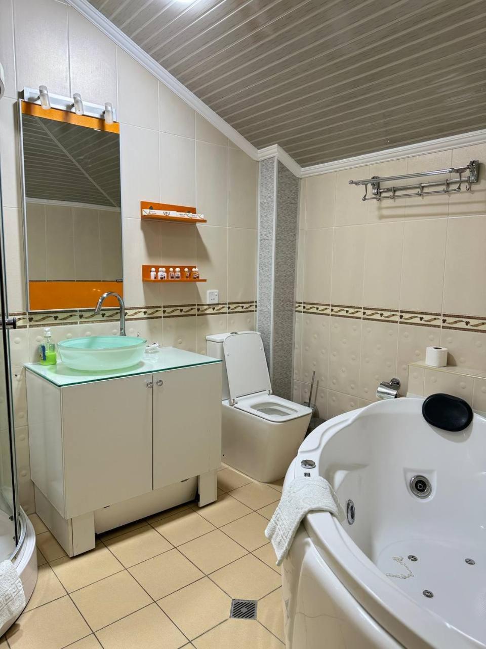 Arba Hotel 49/50