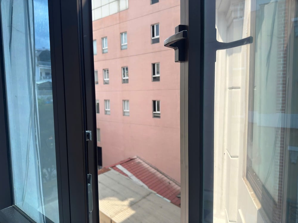 A25 Hotel - 29 Le Thi Hong Gam 43/48