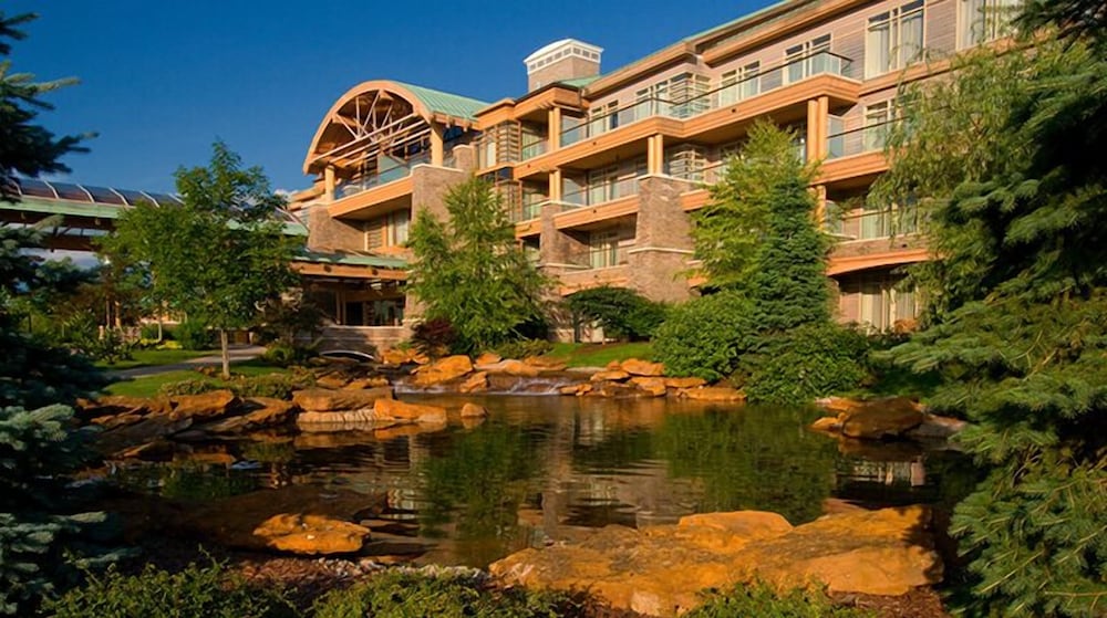 The Lodge at Turning Stone Resort Casino 9/13