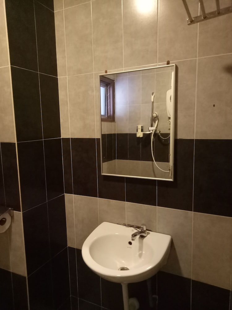 Hotel Sri Bernam 55/59