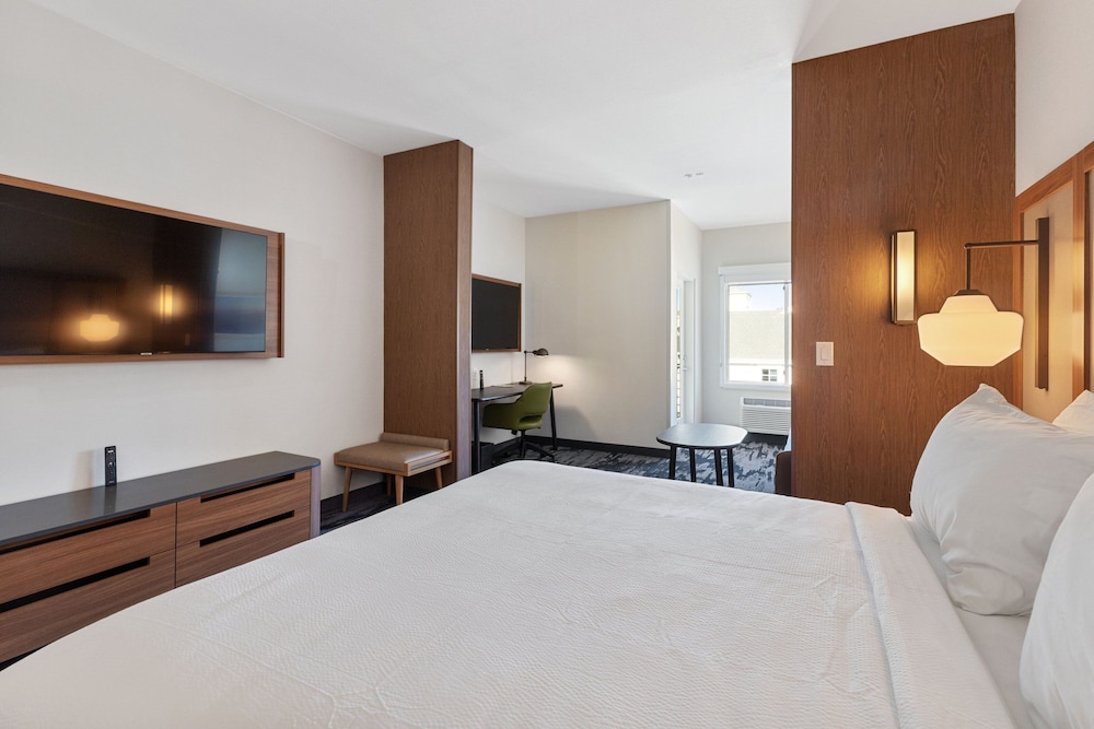 Fairfield Inn And Suites By Marriott San Francisco Pacifica Ex Holiday Inn Express Hotel Suites 8/50