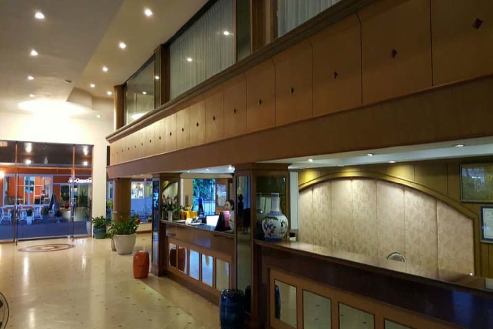 The Majestic Sakon Nakhon 6/100