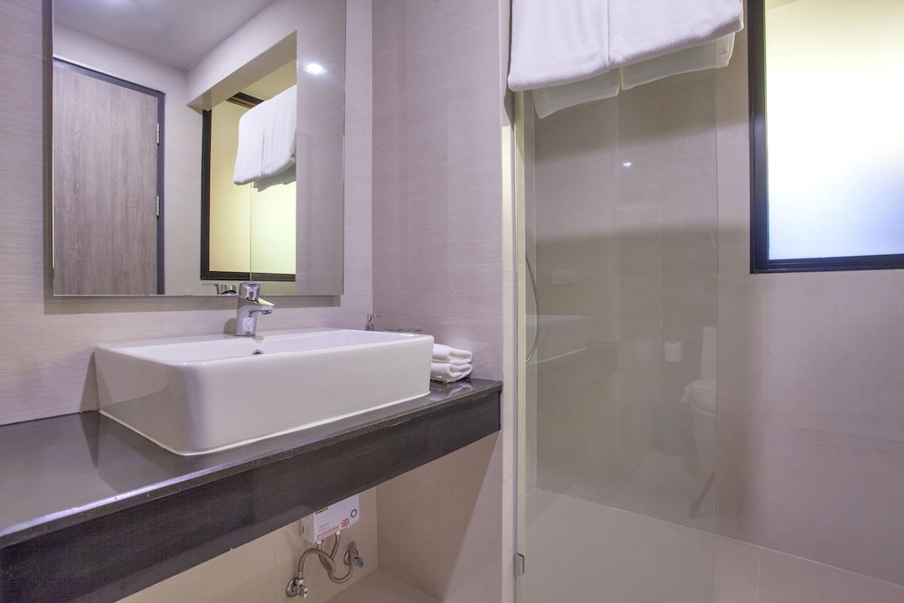 The Zense Boutique Hotel 45/45