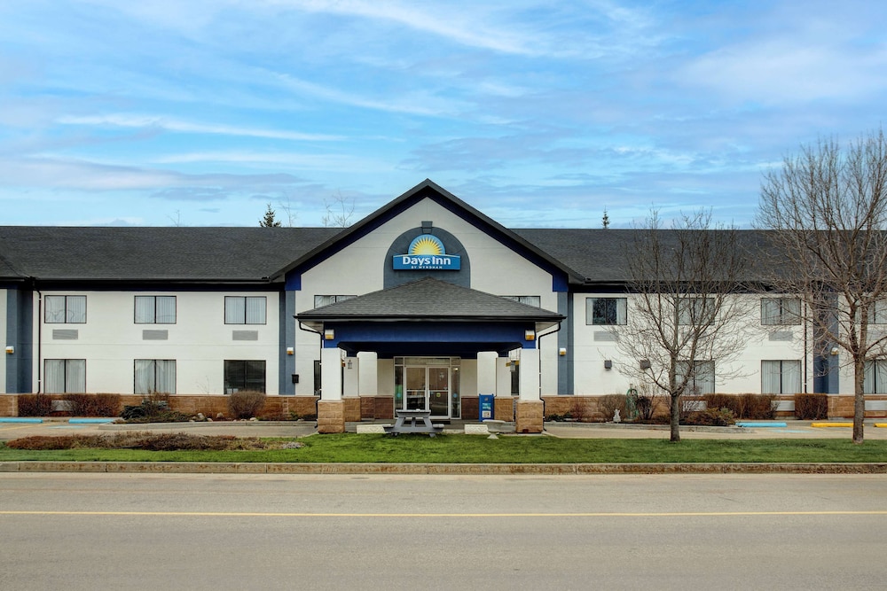 Days Inn by Wyndham Whitecourt 7/53
