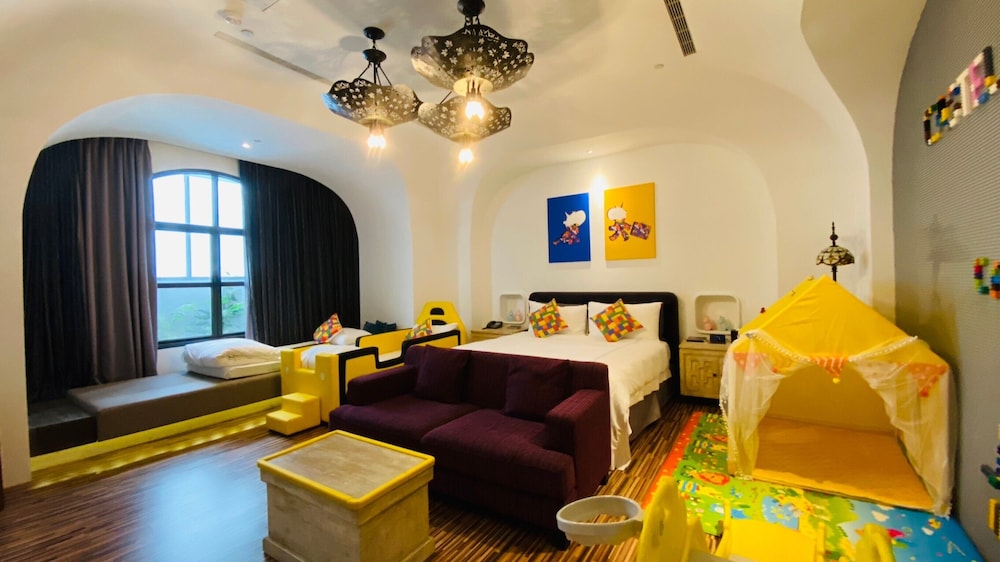 The Castle Ballet Taichung A Boutique Hotel 56/77