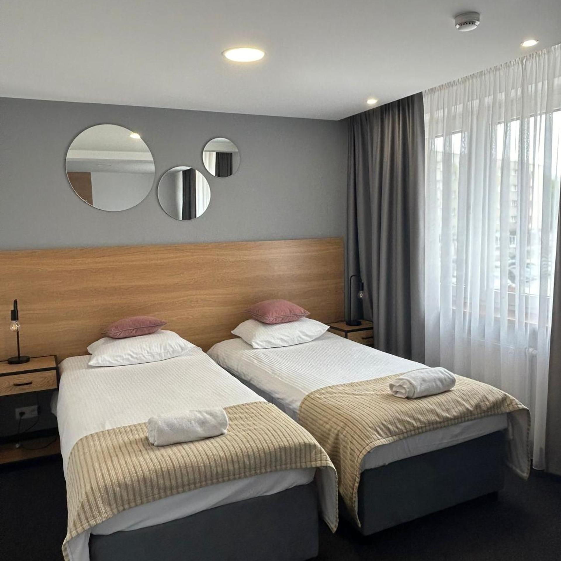 غرفة ثلاثية، Gold Hotel Zlotoryja 4/6