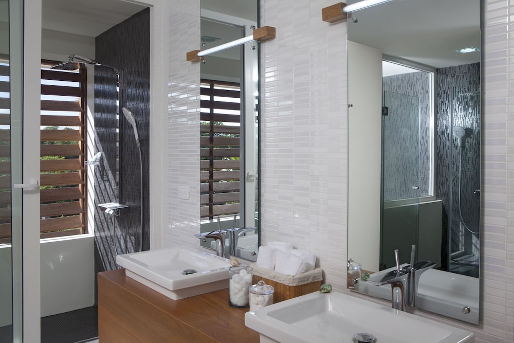 Ultravioleta Boutique Residences 46/47