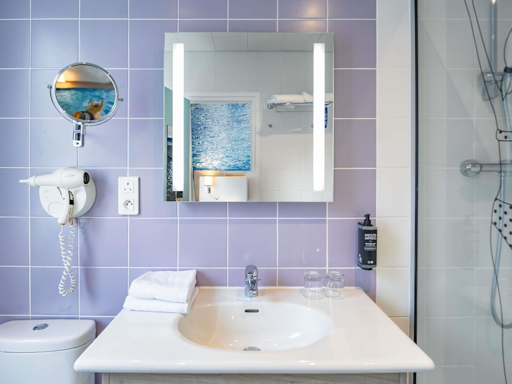 ibis Styles Calais Centre 48/48