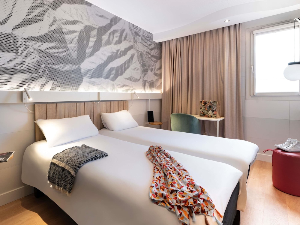 Ibis Macon Sud 26/68