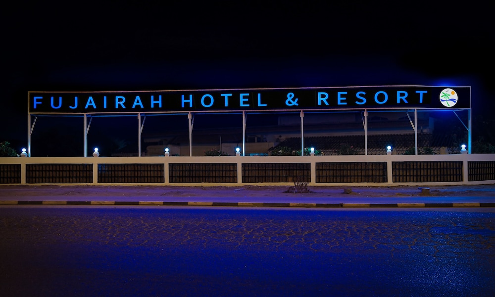 Fujairah Hotel and Resort 31/33