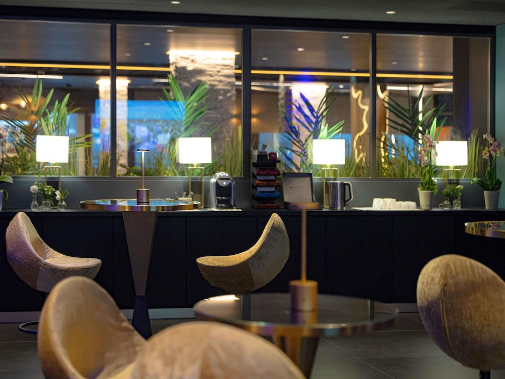 MERCURE ORLEANS CENTRE 42/62