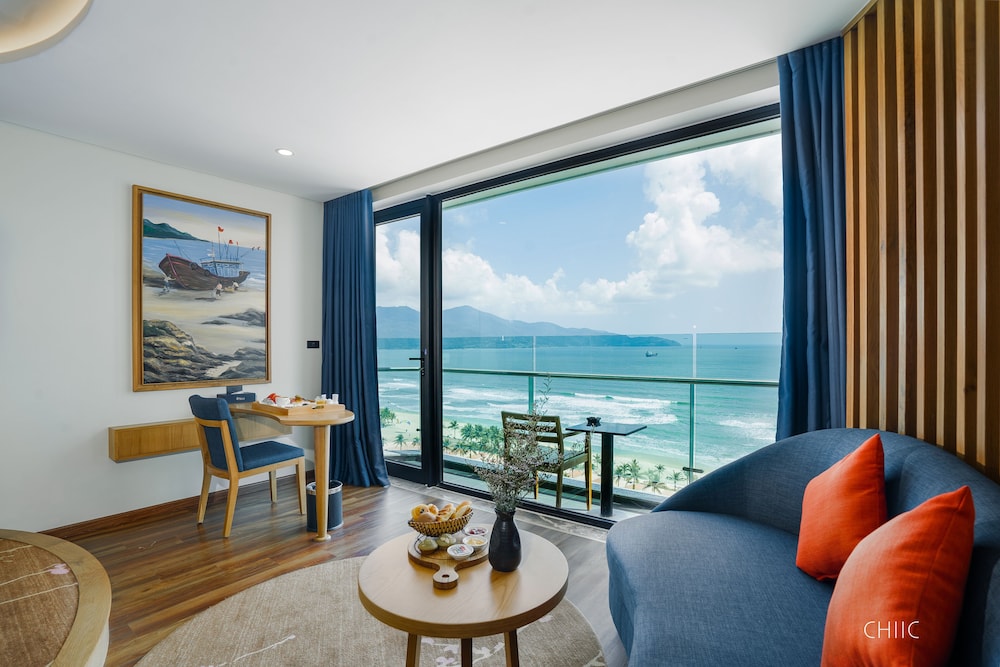 Sala Danang Beach Hotel 49/75