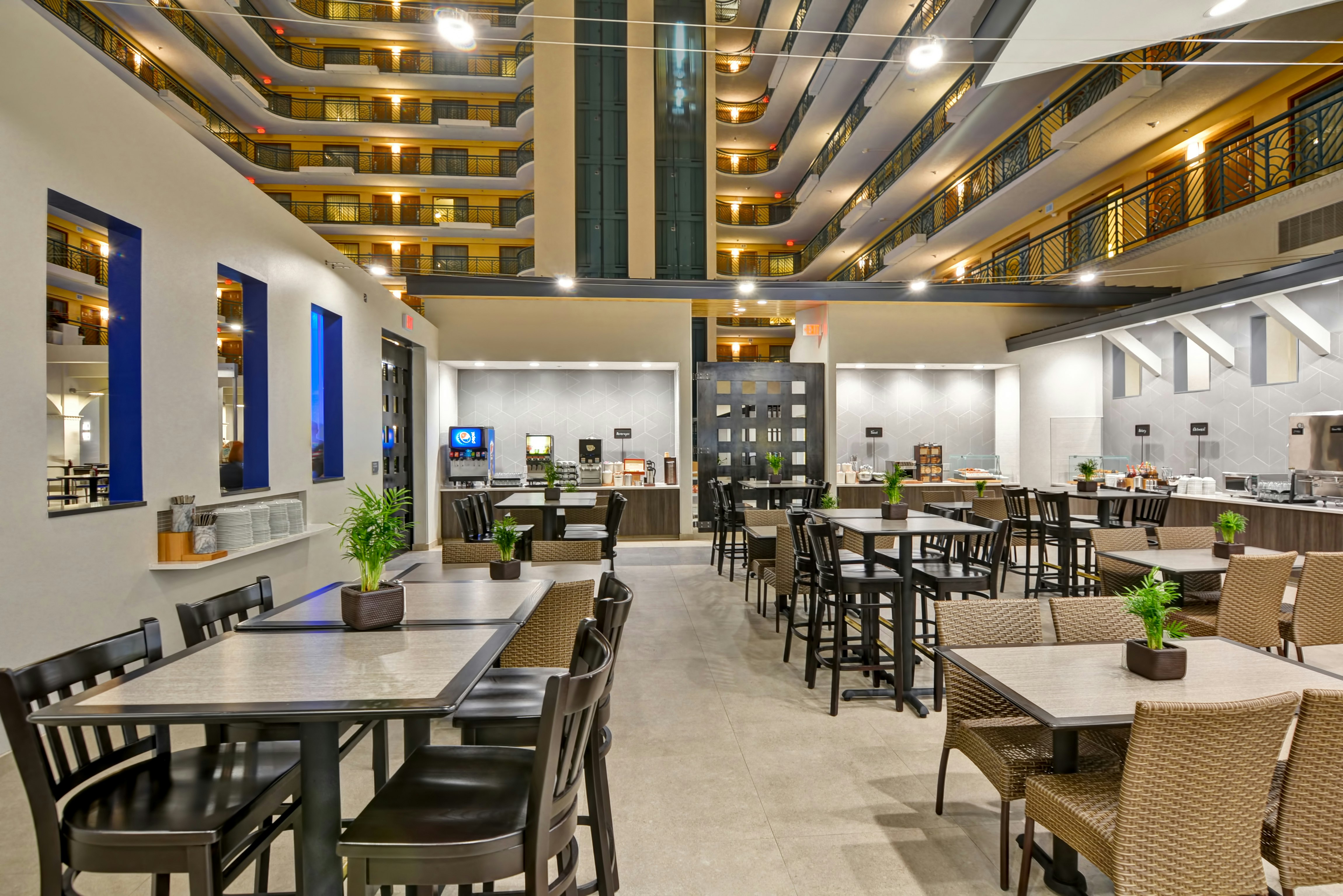 Embassy Suites by Hilton Miami International Airport 54/80