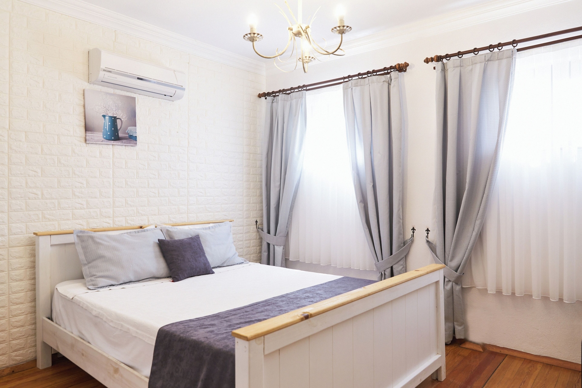 ECONOMY, DOUBLE BED