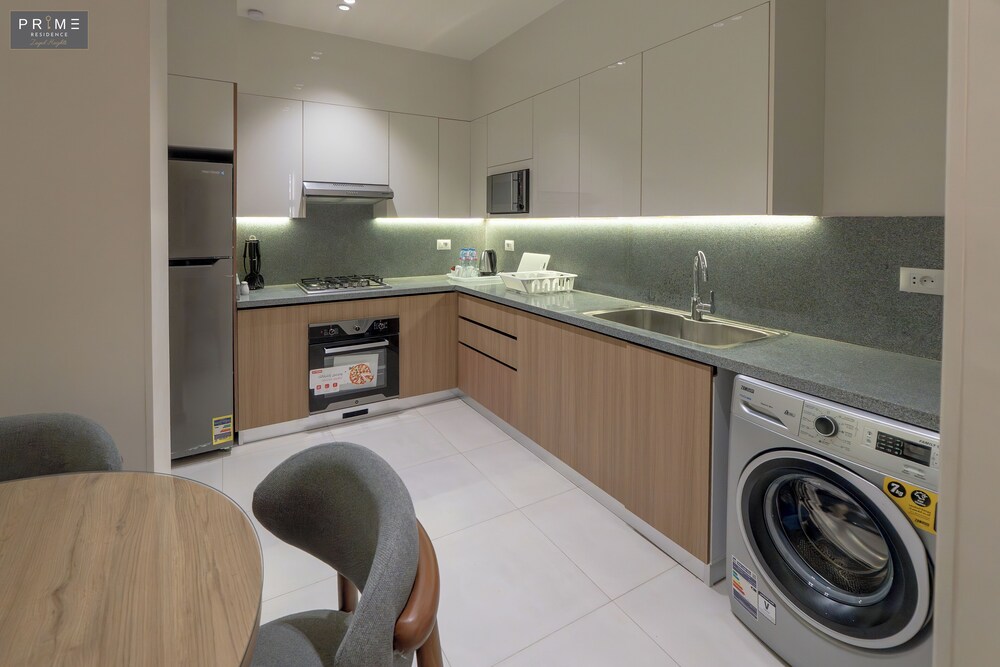 Prime Residence Zayed Heights 33/50