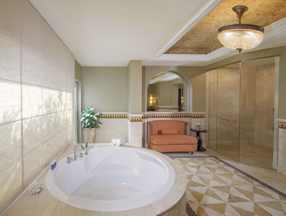 Desert Islands Resort & Spa by Anantara 10/72