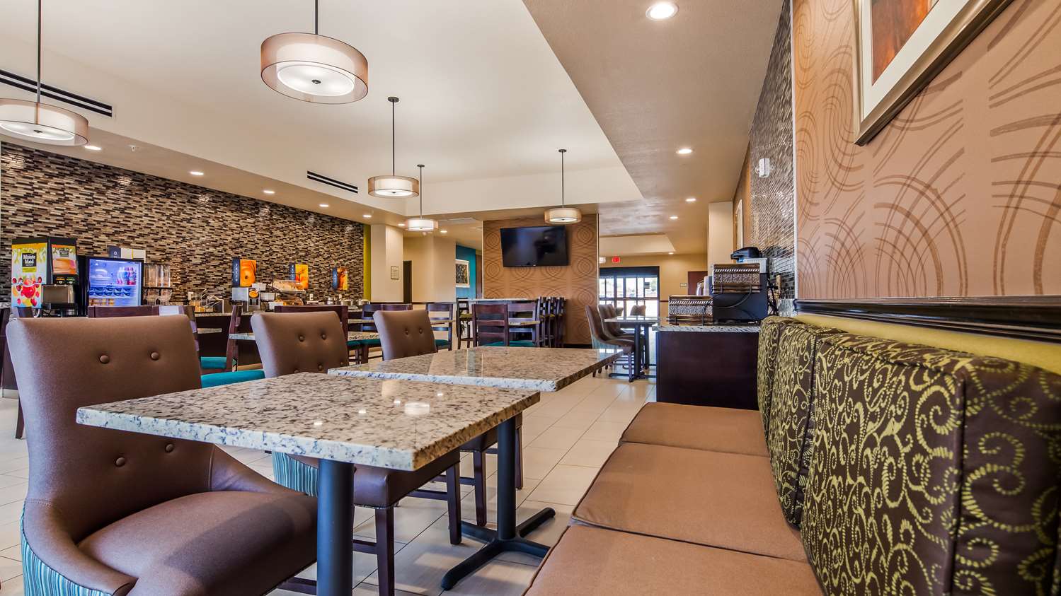 Best Western Plus Executive Residency Elk City 30/34