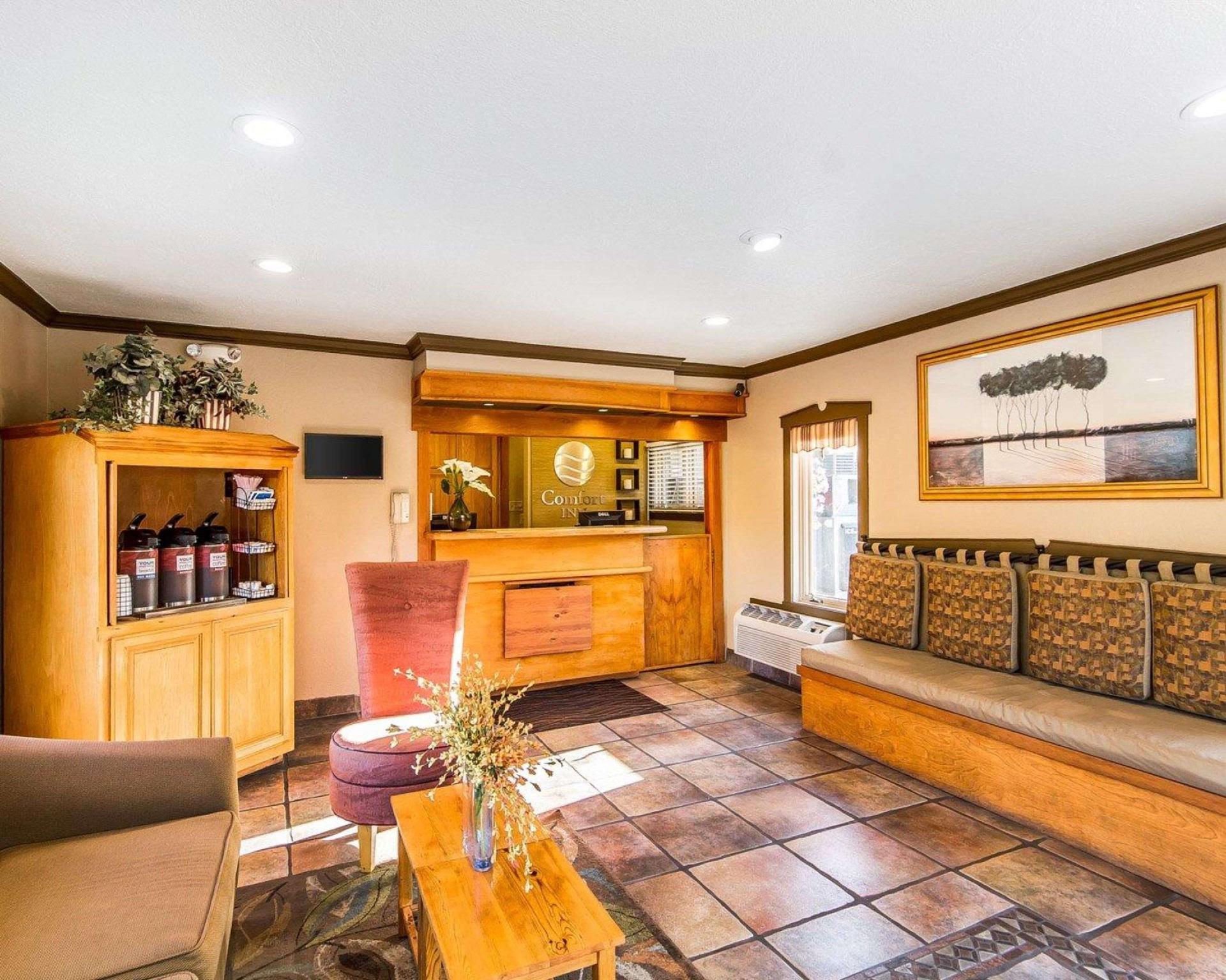 Lobby at The Inn At 1252 Monterey, MONTEREY - CA