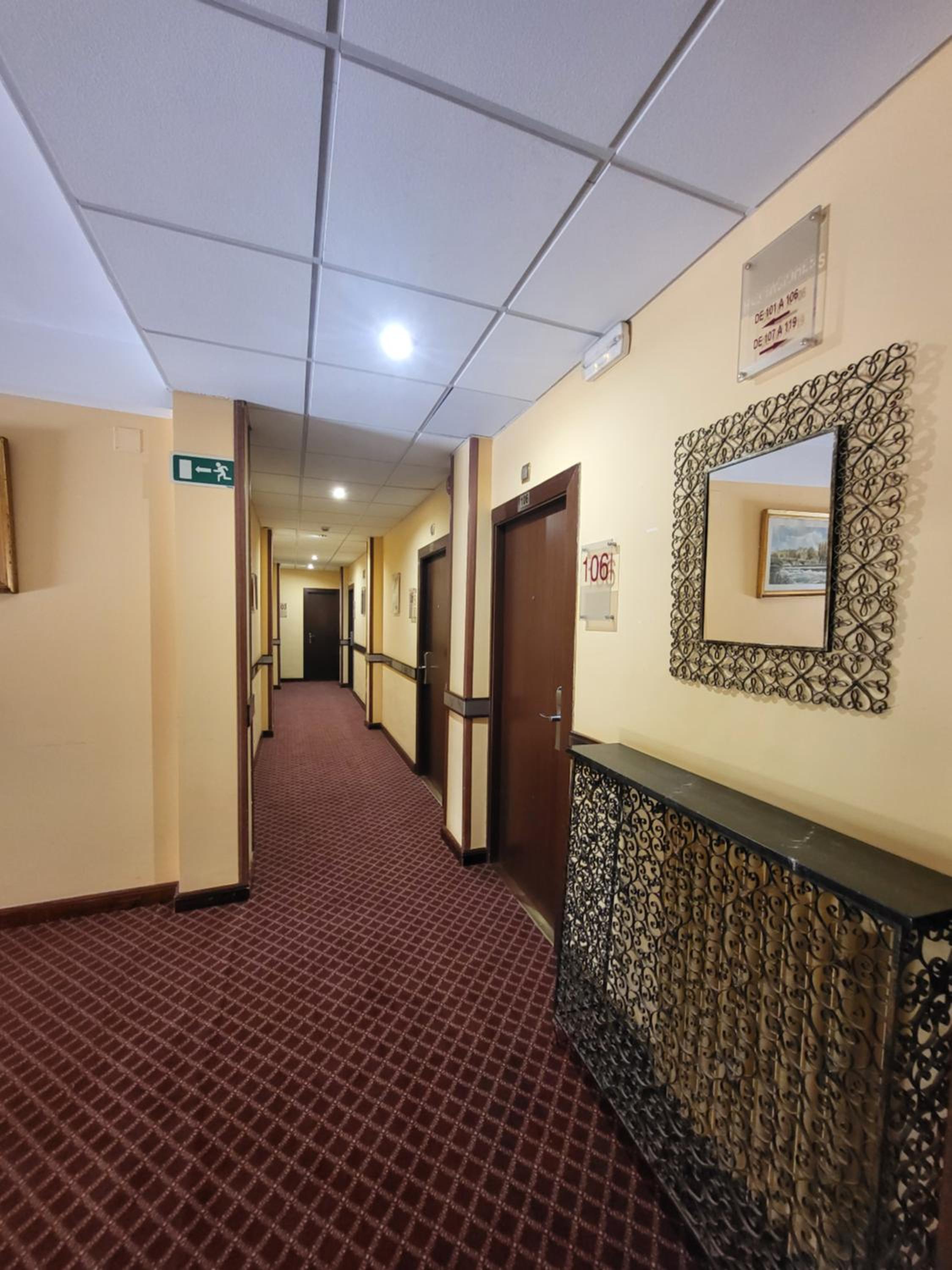 Hotel Leonor Miron 8/55