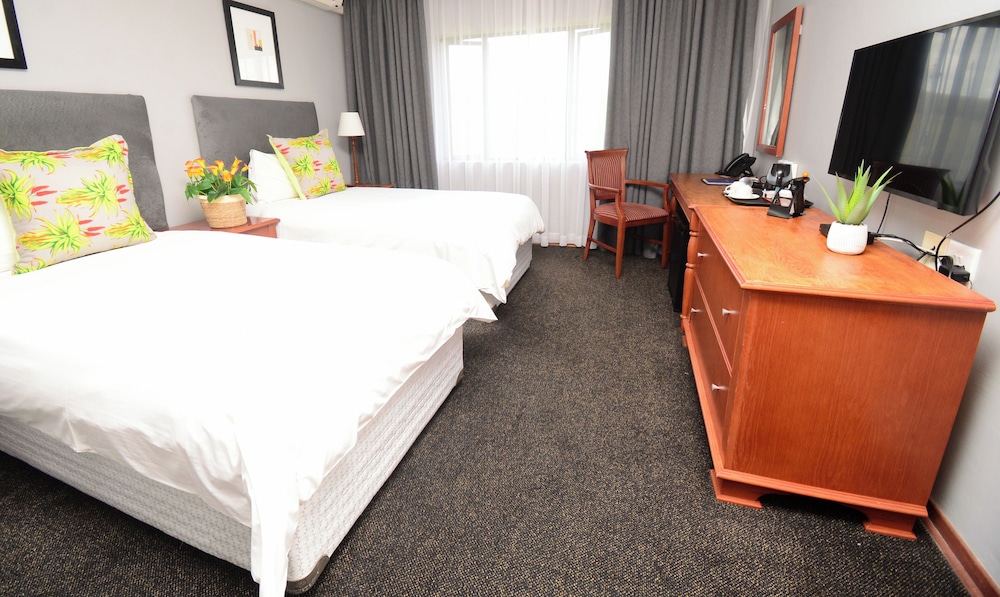 Protea Hotel By Marriott Harrismith Montrose 18/50