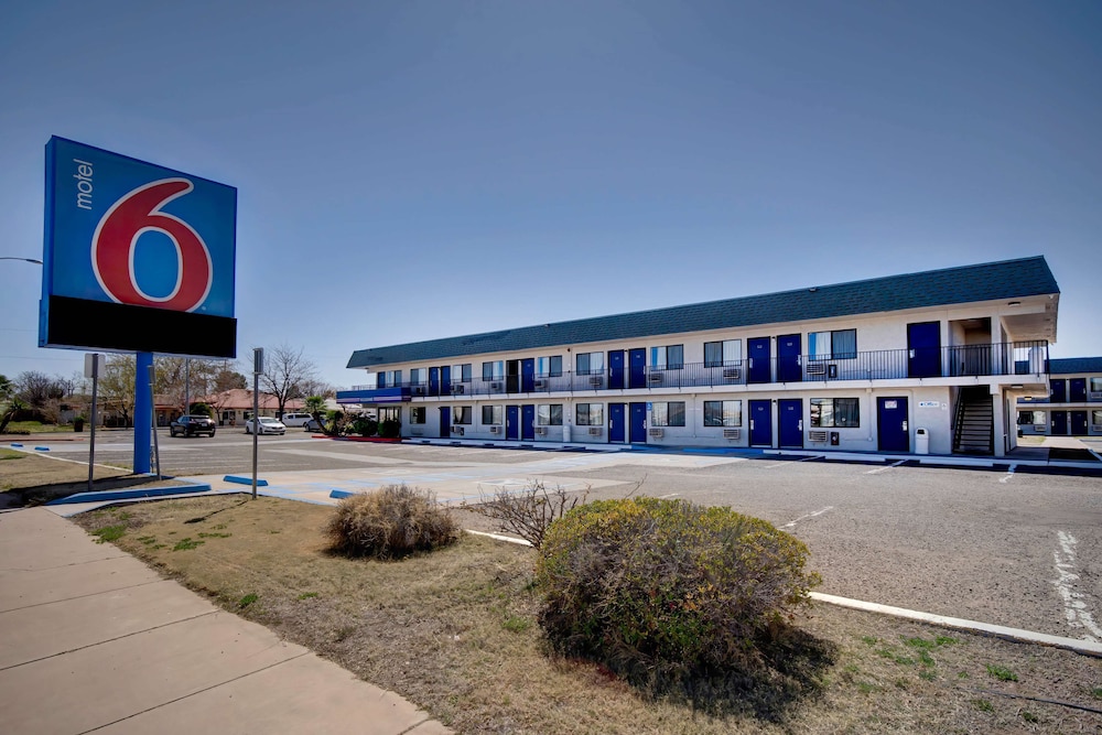 Motel6 Douglas, AZ 7/59