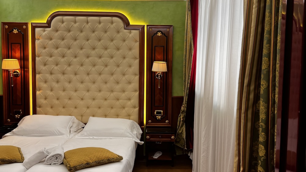 Hotel Vittoria 18/50