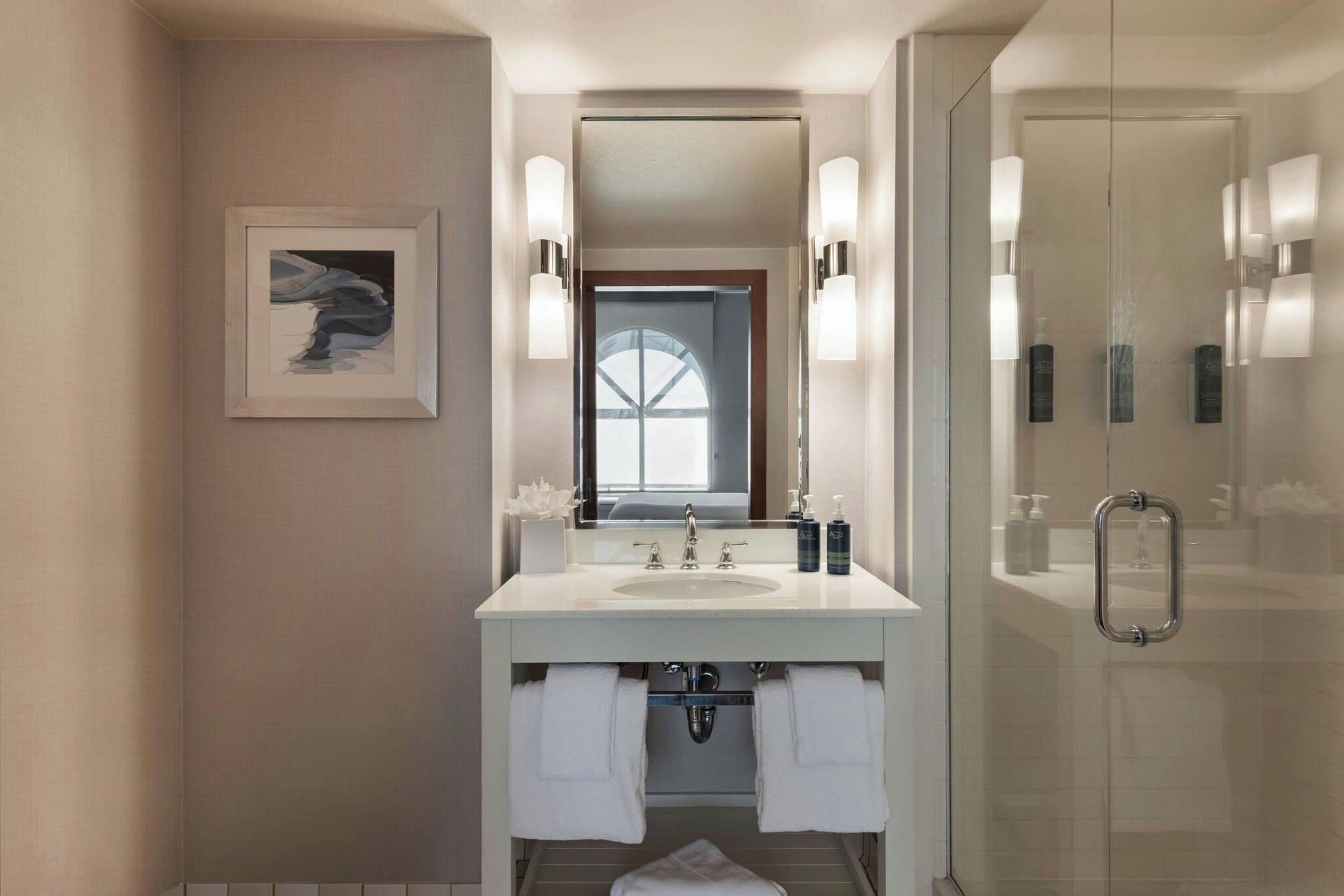 جناح بسرير كينج، Four Points by Sheraton Ontario-Rancho Cucamonga 4/4