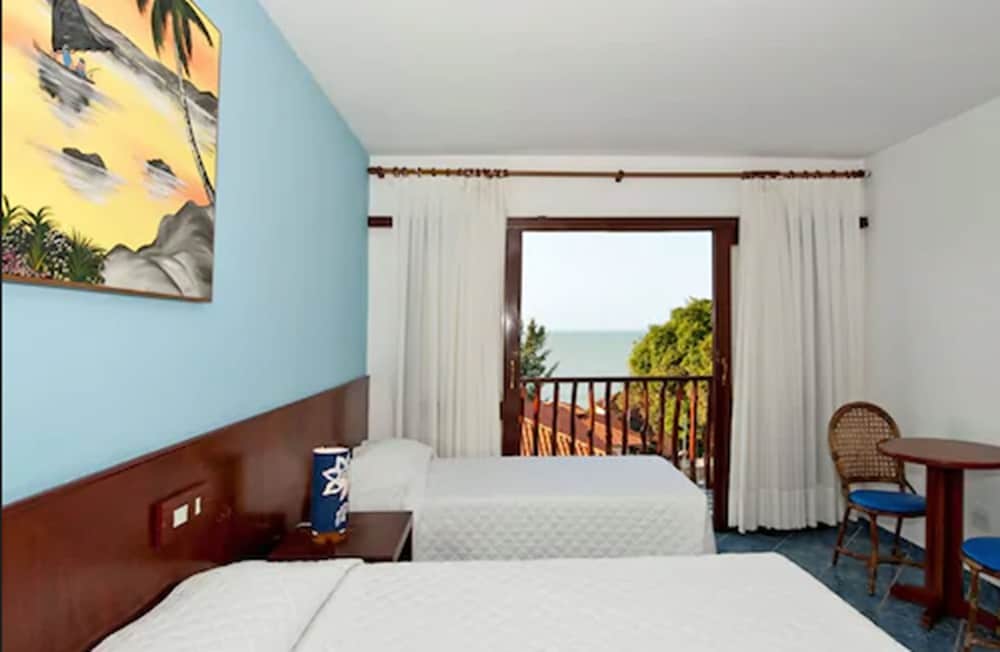 D Beach Resort 5/50